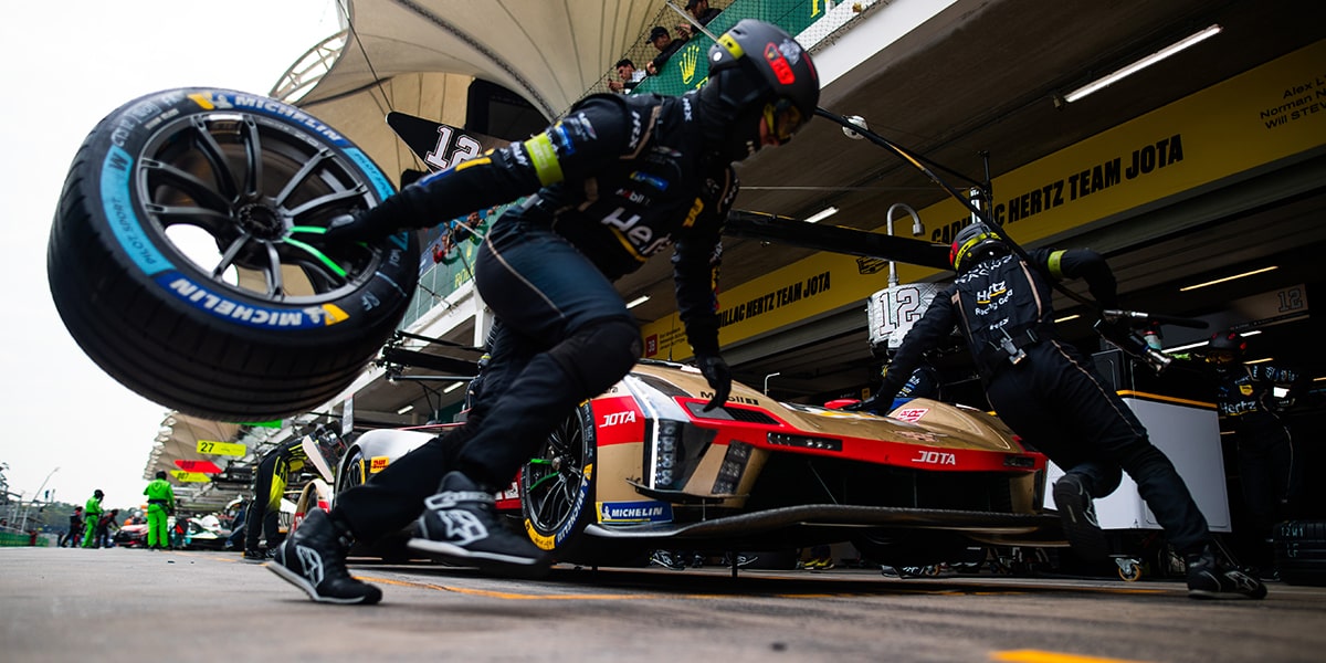 Cadillac Racing キャデラックレーシング ナイロンジャケット M Cadillac Racing キャデラックレーシング ナイロンジャケット M