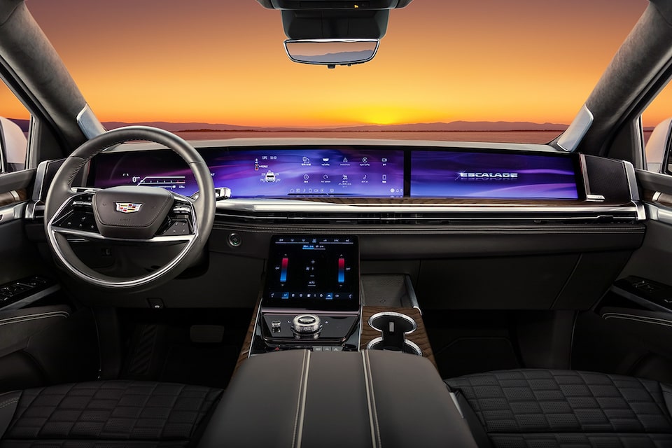 巨大な湾曲型55インチLEDディスプレイ