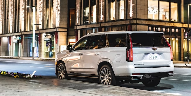 CADILLAC ESCALADE