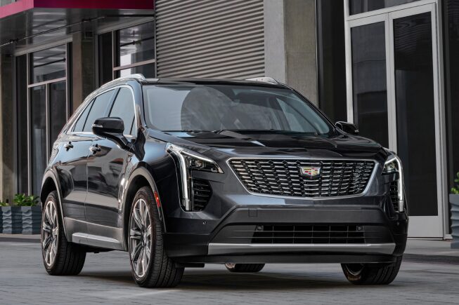 CADILLAC XT4