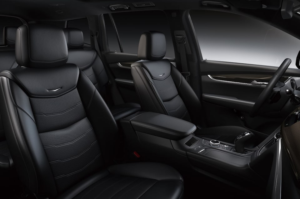 XT6 interior