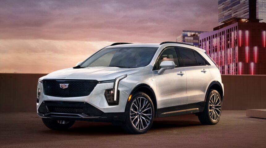 CADILLAC XT4