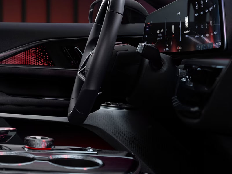 Dolby® Atmos対応 AKGスタジオ オーディオシステム