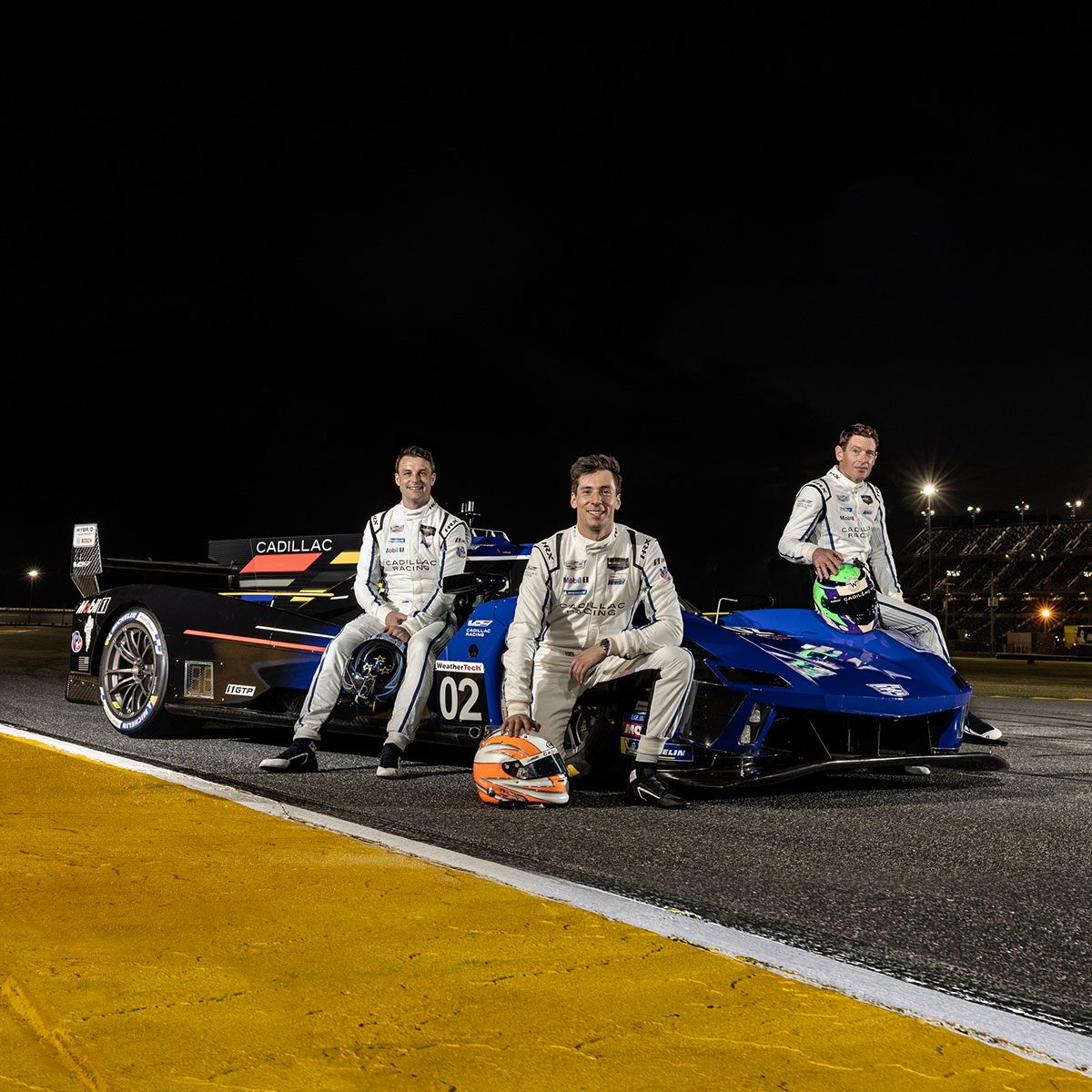 23-cadillac-racing-v-series-r-team-blue.jpg
