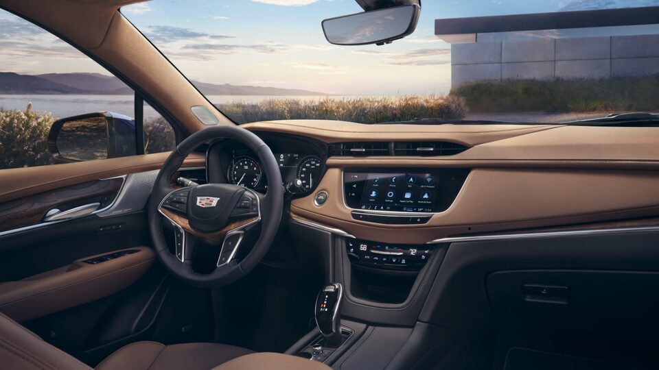XT5 INTERIOR