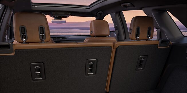 XT5 INTERIOR