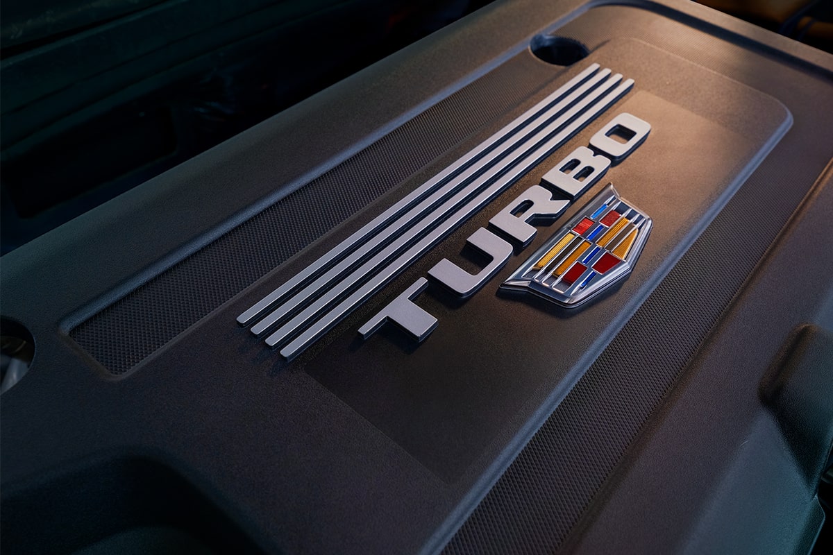 my25-xt4-mov-content-block-smooth-ride.jpg
