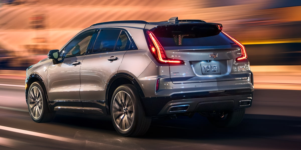 my25-xt4-mov-gallery-grid-exterior-rear-drivers-side.jpg