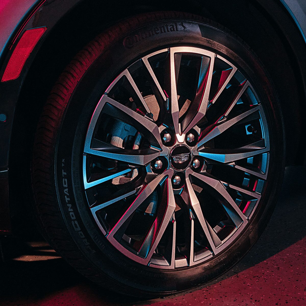The Stylish Alloy Wheels of the 2025 Cadillac XT4