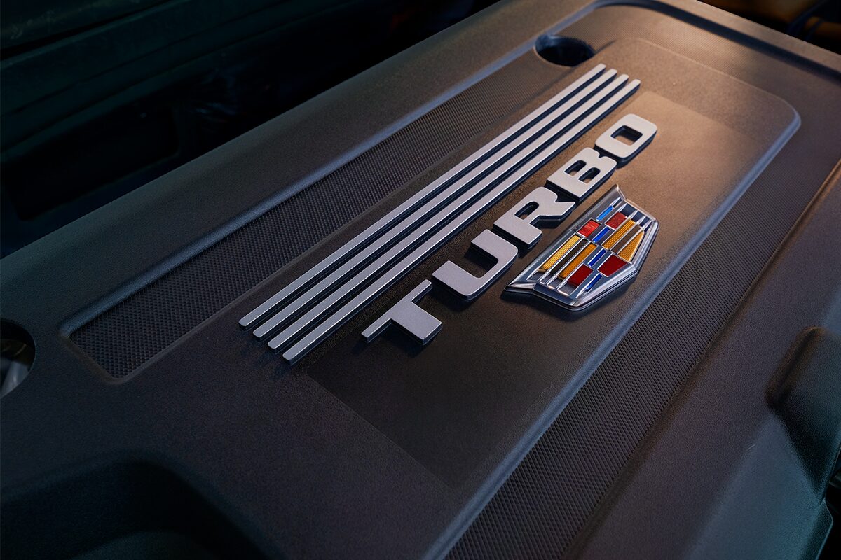 The Engine Cover of the 2025 Cadillac XT4 with the Iconic Cadillac Crest