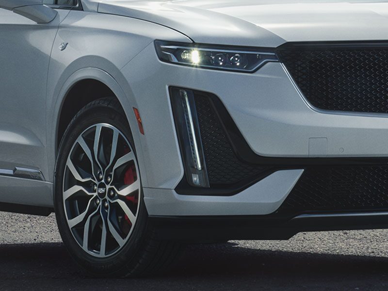 The Impressive LED Lighting of the Cadillac XT6