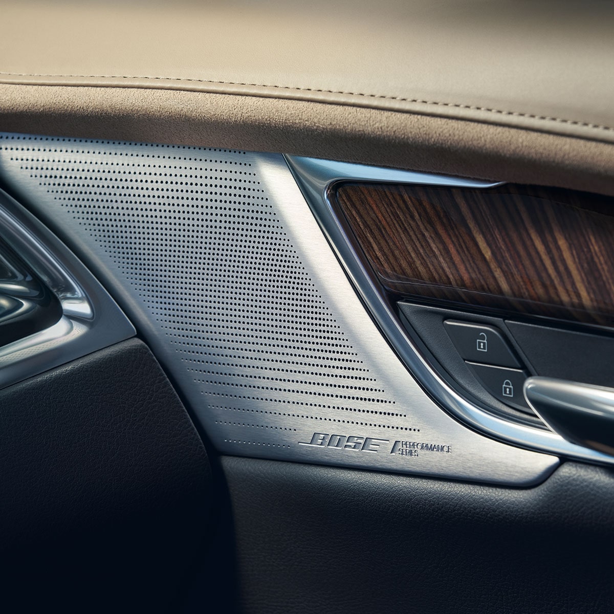 The Premium Bose Sound System of the Cadillac XT6 with Preview of Exotic Wood Trim